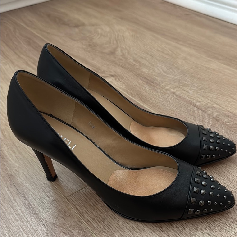 Vaneli Black Classic Pointed-Toe Heels